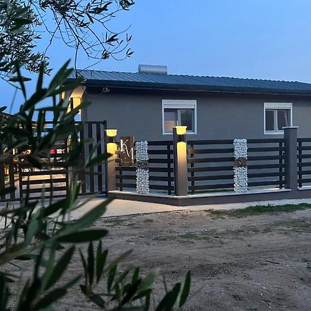 K&M Villas Nea Kallikrateia المظهر الخارجي الصورة