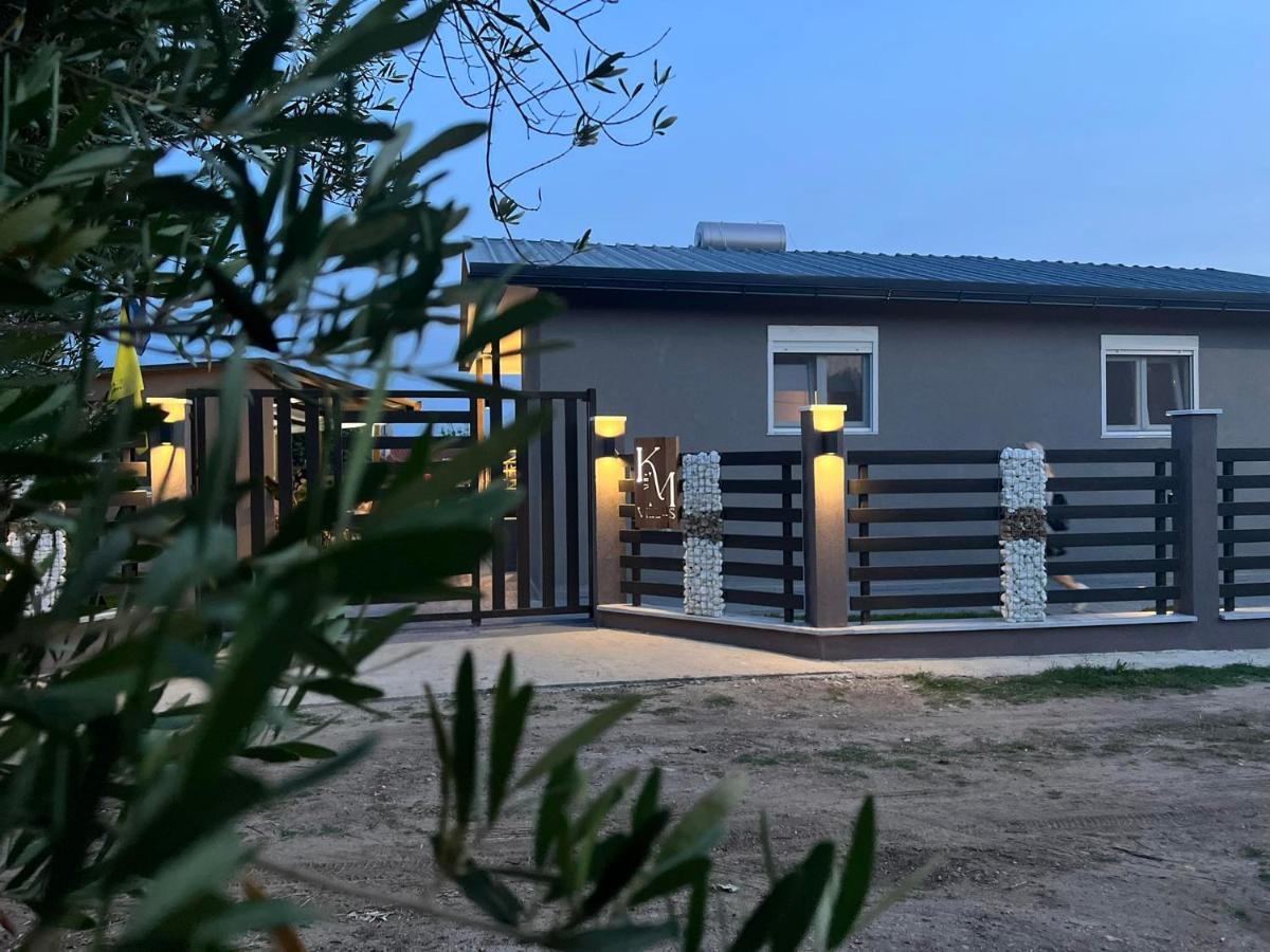 K&M Villas Nea Kallikrateia المظهر الخارجي الصورة